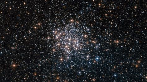 New Hubble Image Of The Large Magellanic Cloud