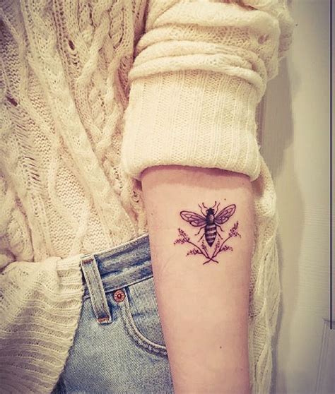 Artsy Shartsy Body Art Tattoos Tattoos Bee Tattoo