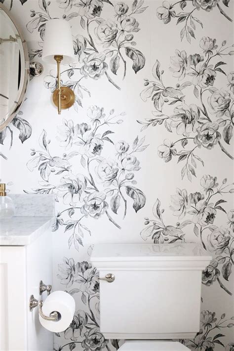 Black And White Bathroom Design With Floral Wallpaper Floral Bathroom