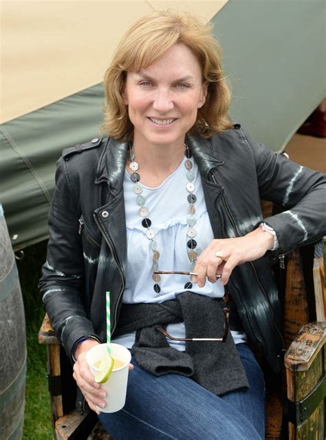 pin by z on fiona bruce fiona bruce tv programmes tv presenters