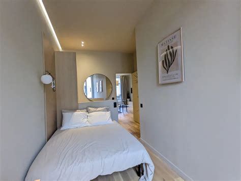 Nice Bourgeois style renovated 2 bedroom apartment - Living on the Côte