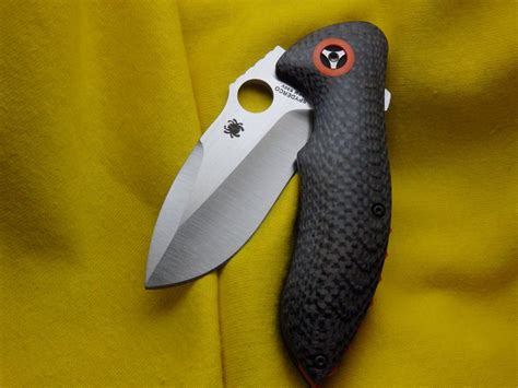 The knife is a melee weapon. Pin by Kevin Ludlow on The Arsenal | Spyderco, Knives and ...