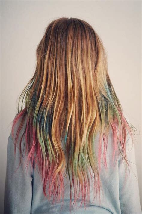 Hair chalk.chalk hair color has recently resurfaced in the beauty world, and we couldn't be more ecstatic to play around with this blast from the past trend. Hair Chalk Reviews | How to Chalk Your Hair Tutorial