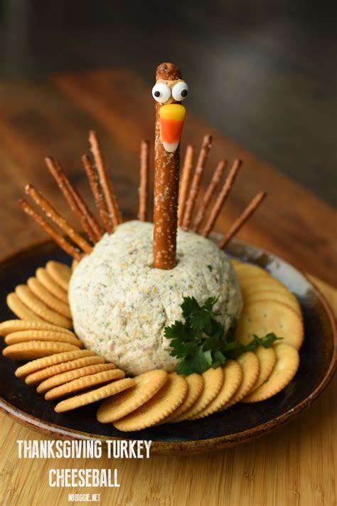 Thanksgiving Turkey Cheeseball Nobiggie