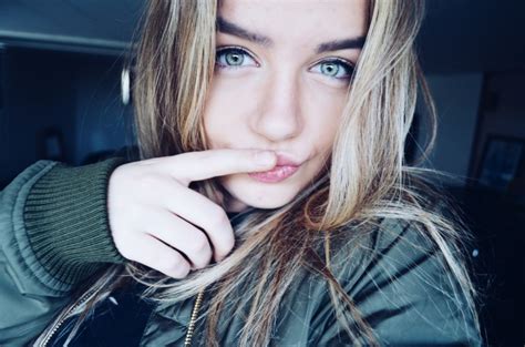 Snapme Snapchat Girl By Goieva On Feb 6 2016 941