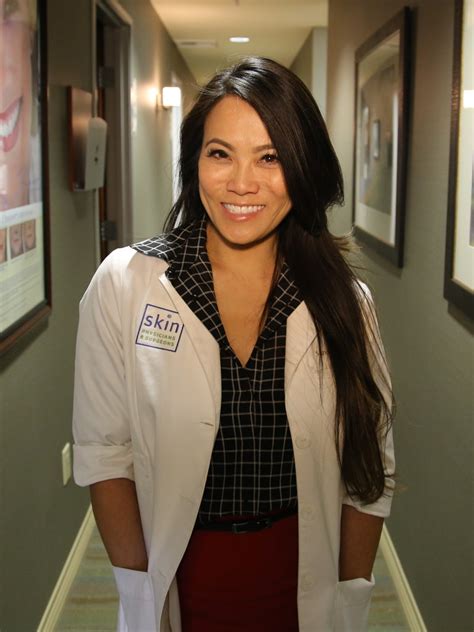 Dr Pimple Popper Is Getting Her Own Tv Series On Tlc Allure