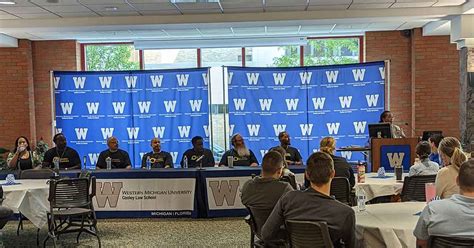 Exonerees Speak Up During Wmu Cooley Innocence Project Panel Discussion