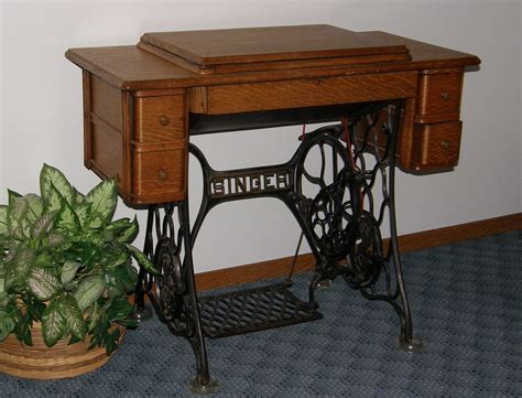 Which old singer sewing machine is best? Singer Sewing Machine | Antique Singer sewing machine with ...