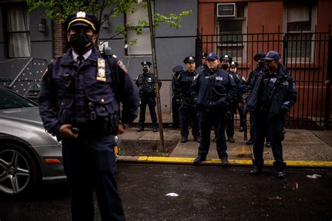 Nycs Mental Health Plan Raises Questions For Police Officers The New