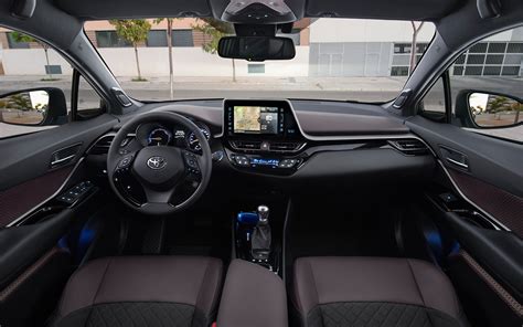 2018 Toyota C Hr Hybrid European Spec Interior Motor Trend En Español