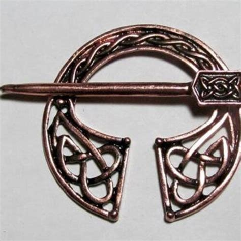 Viking Cloak Pin 1 Penannular Brooch Antique Copper Tone Etsy