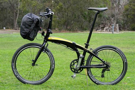 What's nice about this whole setup is the dahon valet truss is mounted to the bike's frame rather than a handlebars and it's mounted at a lower center of gravity, so there's not really a installing a basket on my folding bike. Review: Tern Eclipse P18 Folding Bike (1/2) - CyclingAbout