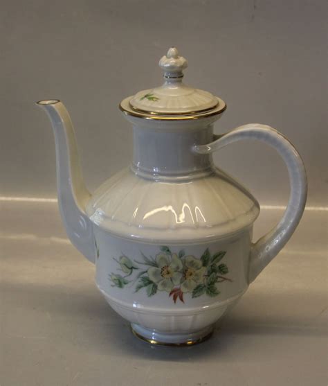International customers can shop on www.bestbuy.com and have orders shipped to any u.s. Klosterkælderen - B&G Klitrose 091 a Stor kaffekande 26 cm ...