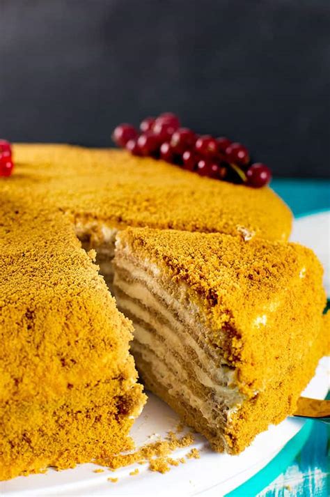 medovik russian honey cake recipe