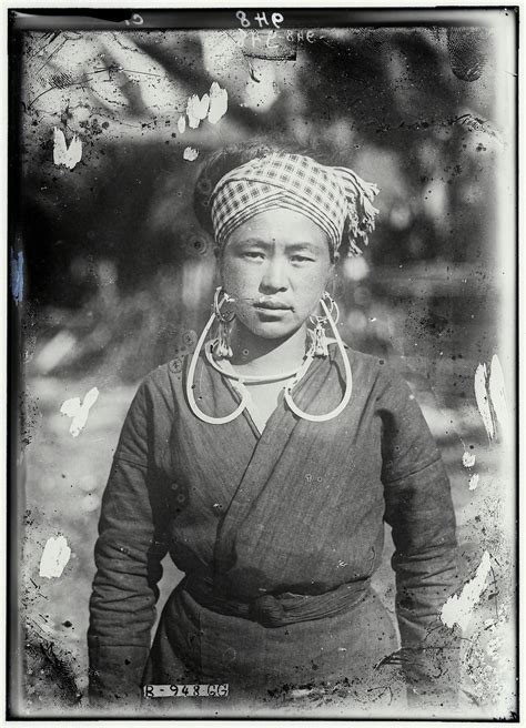 Lai Chau, Vietnam | Early 1900′s | African face, Hmong clothes, Tribal ...
