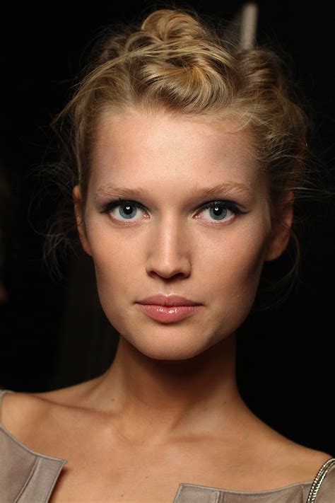 If you have good quality pics of toni garrn, you can add them to forum. Picture of Toni Garrn