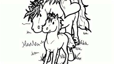 Een veulen is een jong paard dat niet ouder is dan één jaar. Kleurplaat Paard met Veulen - Kleurplaatje.nl