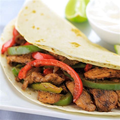 These Easy Chicken Fajitas Are So Simple Quick And Delicious Its Our Go To Recipe For Busy