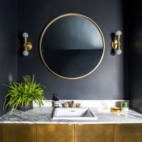 This Black And Gold Bathroom Will Make You Want To Redecorate Immediately Black And Gold