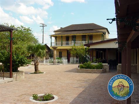 Lopez-Tijerina Courtyard | Rio grande city, Rio grande valley, Ranch house