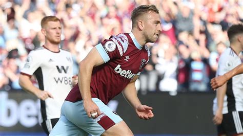 West Ham 3 1 Fulham Gianluca Scamaccas Controversial Strike Helps Hammers Record Back To Back