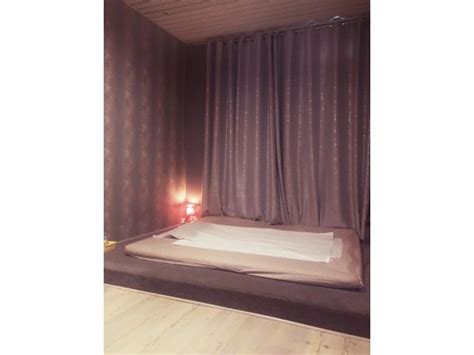 ▲ retrouvez les salons de massage en bretagne sur la carte de l'annuaire des salons de massage ▲. Salon de massage Qing Qing 78210 Saint-Cyr-l'École 78210