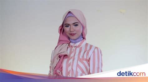 Tutorial Hijab Untuk Si Pipi Chubby Dari Selebgram Nabilah R
