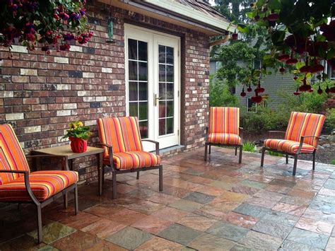 Free backyard landscaping ideas and patio ideas using bricks or concrete pavers. 33 Stone Patio Ideas (Pictures) - Designing Idea