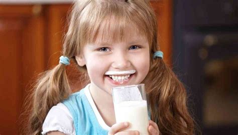 benefits of drinking a glass of milk how milk drinking is beneficial