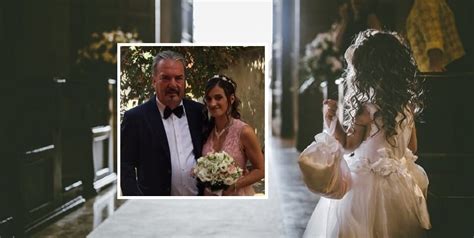 Visualizza altre idee su matrimonio stellato, matrimonio stella, matrimonio in una notte stellata. A 48 anni si innamorò di una 15enne, oggi le nozze dopo 8 ...