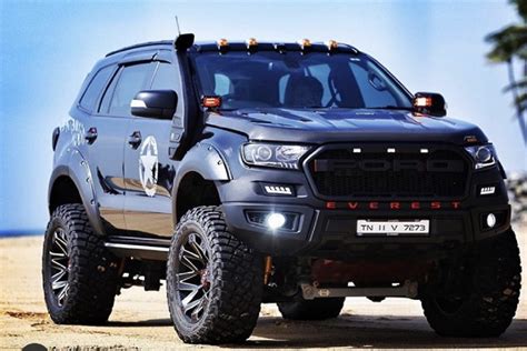 Check Out This Modified Ford Endeavour With 20 Inch Wheels And Off Road