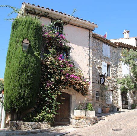 See 1,171 traveler reviews, 2,726 candid photos, and great deals for embudu village, ranked #1 of 1 hotel in embudu and rated 4.5 of 5. Le Castellet Village Medieval - 2020 All You Need to Know ...
