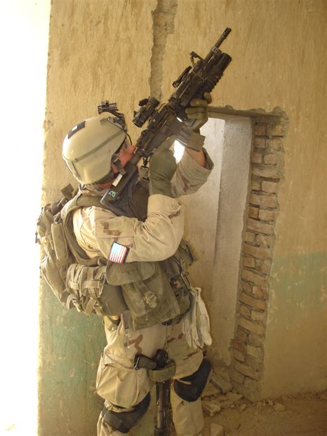 Photo Army Ranger M4 M203 And Shotgun