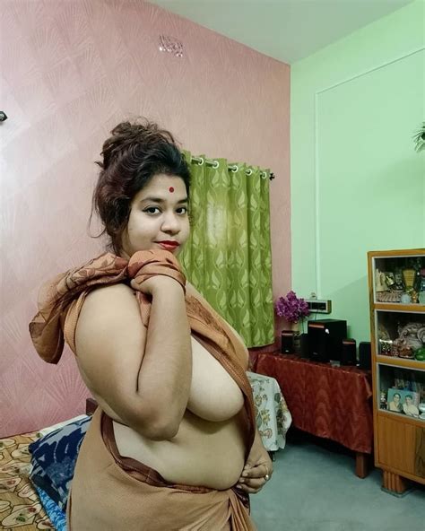 Big Booby Bangla Girl Desi Old Pictures HD SD DropMMS