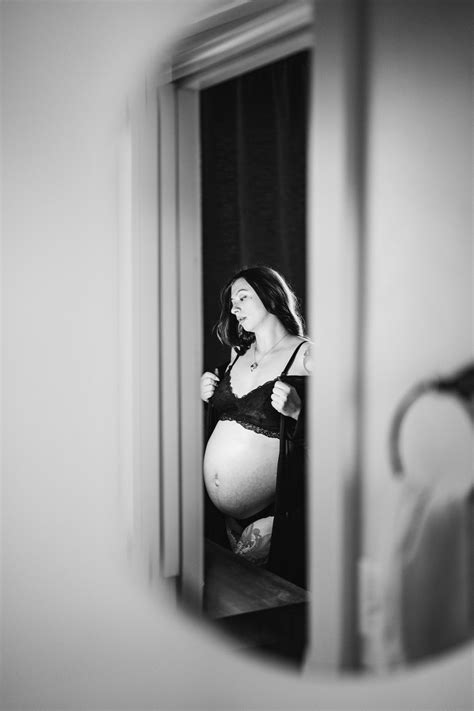 maternity boudoir