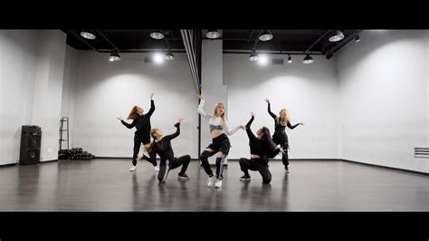 Wengie Ft Minnie Of Gi Dle Empire Dance Practice Youtube