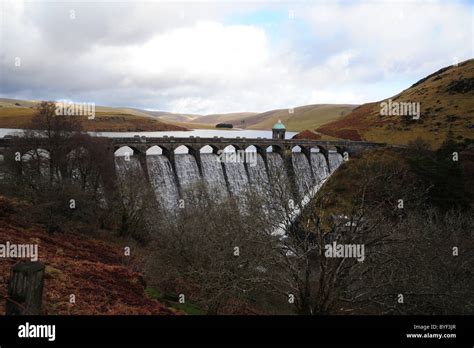 Craig Goch Reservoir Dam Overflowing Close Up Elan Valley Wales Stock