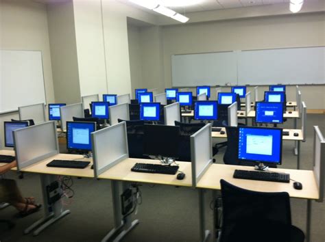New Computer Lab In Library 140 Supports Quantitative