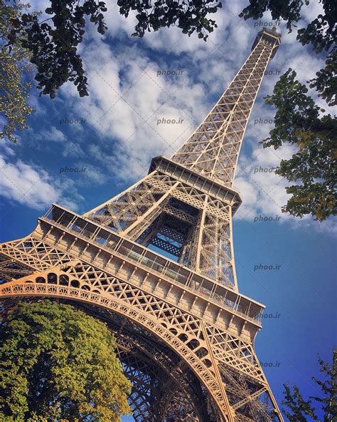 برج ایفل در پاریس عکس با کیفیت و تصاویر استوک حرفه ای