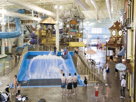 Indoor Water Park Resorts Splash Water Park Indoor Michigan Universe