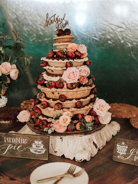 13 Modern Wedding Desserts That Arent Cake
