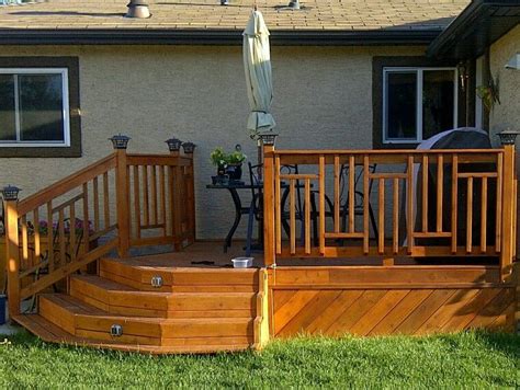 Made of quality western red cedar and black aluminum balusters, your new stylish railing will be the talk of the neighborhood. Custom designed cedar deck railing | Deck railings, Deck ...