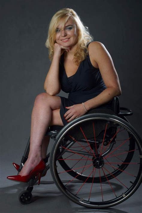 Polish Paraplegic Rollstuhl Lederbekleidung Bekleidung