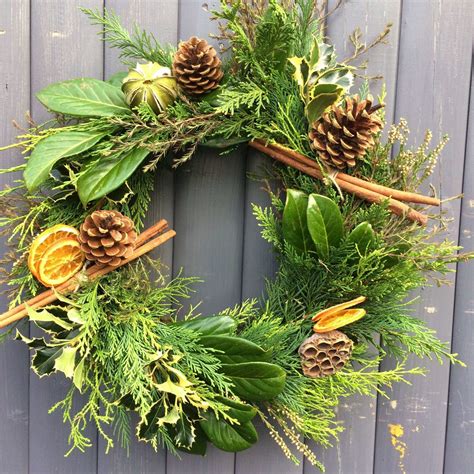How To Make An Easy But Beautiful Diy Christmas Wreath