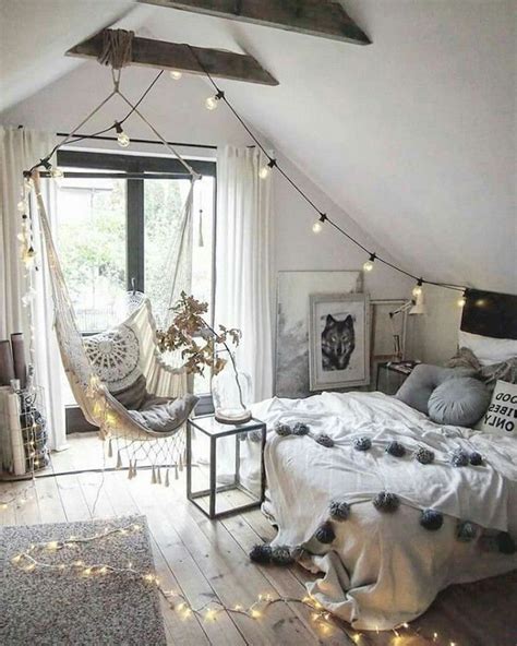 The combination of ethnic, hippies, and vintage styles will make a livelier and cozy atmosphere. 89+ Cozy & Romantic Bohemian Style Bedroom Decorating ...