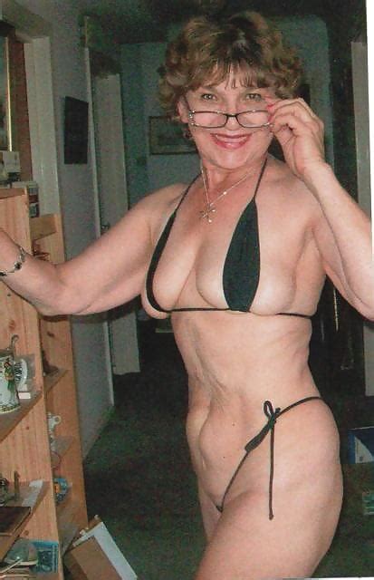 Bikini Grannies Pics Xhamster
