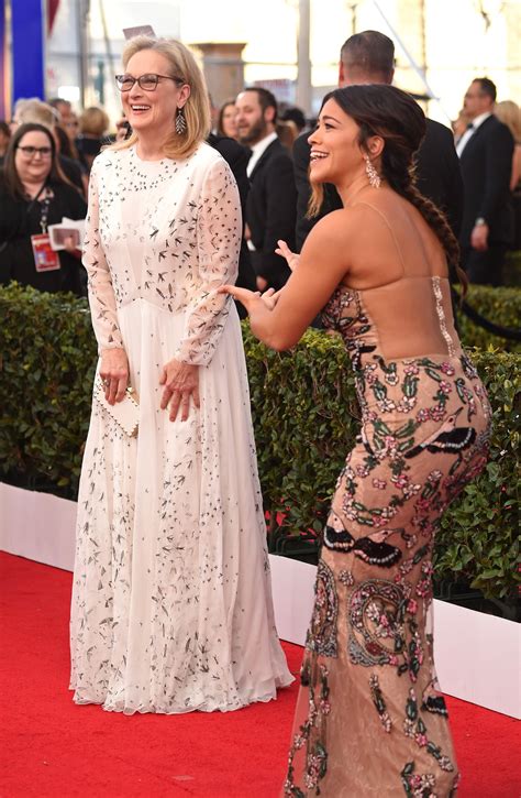 Gina Rodriguez Reacting To Meryl Streep At The SAG Awards POPSUGAR Latina