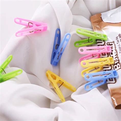 20pcs Clothes Pegs Plastic Clothespins Laundry Hanging Pins Clip Strong Windproof Hangers For