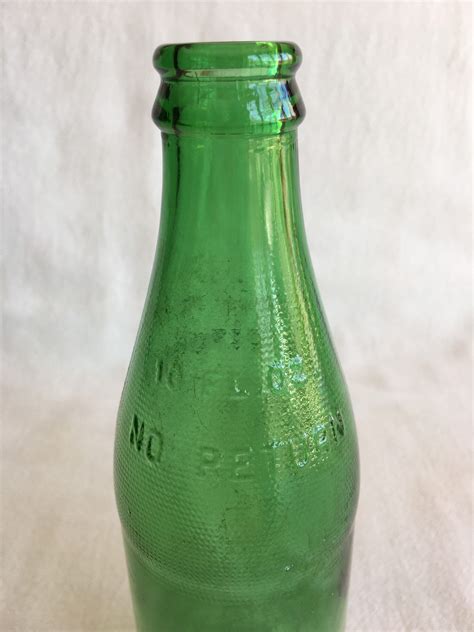Green Glass Vintage Soda Pop Beverage Bottle 10 Ounces No Etsy