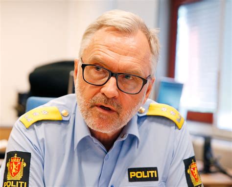 VG avslører: PST-sjefen oppbevarte våpen ulovlig i flere år – VG